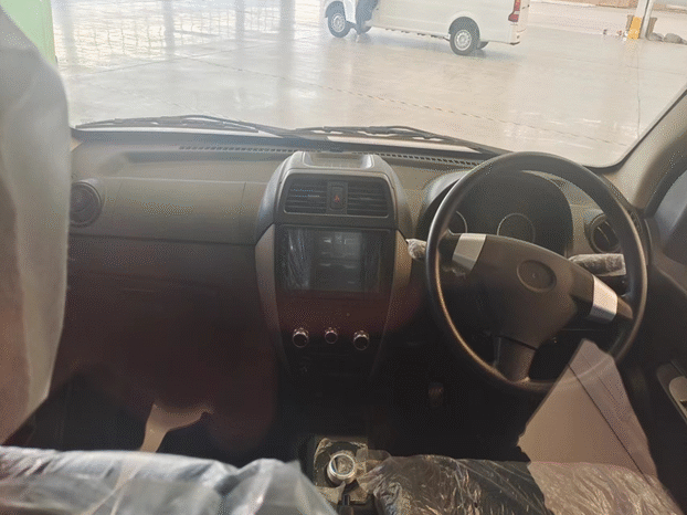 
								CNG MINI BUS full									